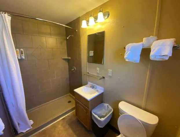 Thousand Hills hotel detail image 4