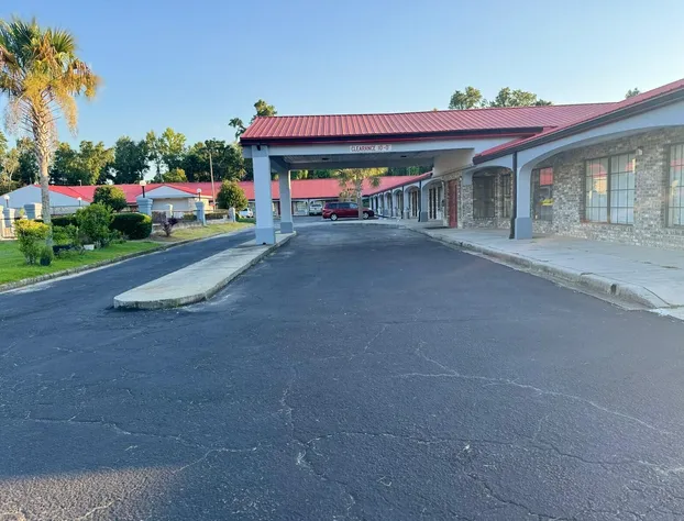 Budget Inn By Belvilla St George I-95 hotel detail image 1