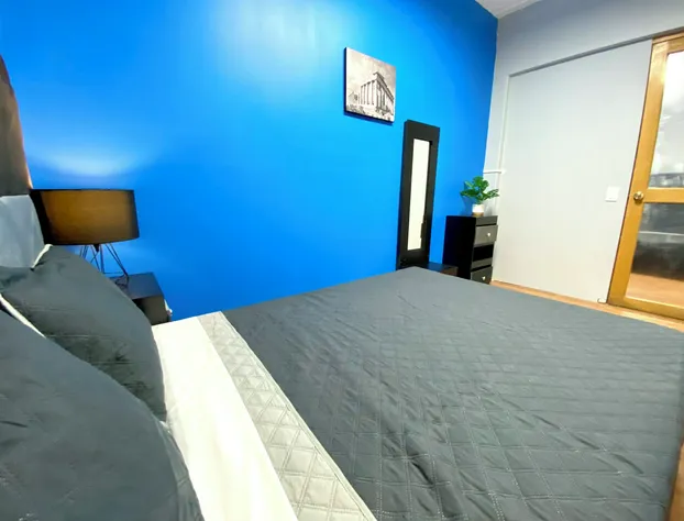 RHM - World Trade Center hotel detail image 3