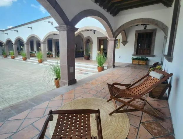 Tres Fuentes Dickinson Hotel Boutique hotel detail image 1