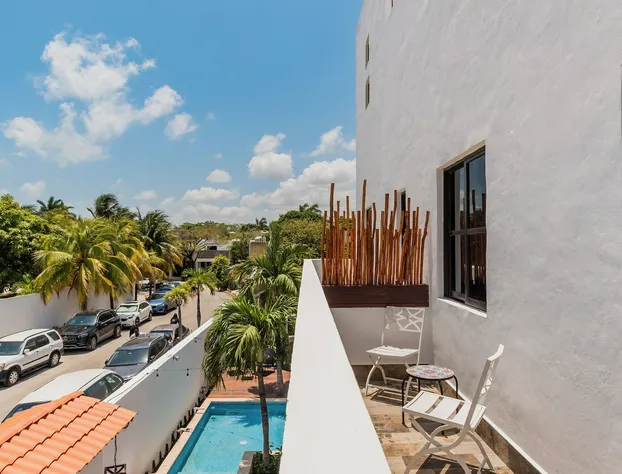 Casa Aluxes Guesthouse hotel detail image 1