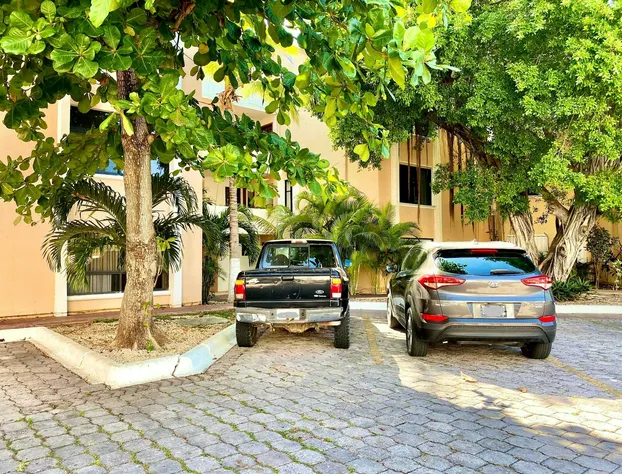 Villas Tropical by Andiani Travel hotel detail image 3