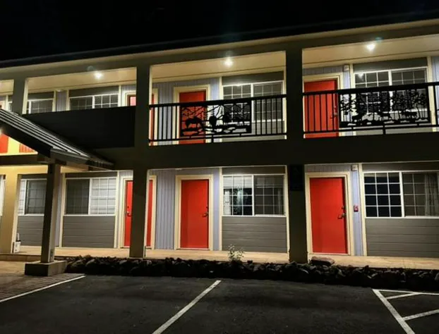 Crater Lake Gateway - Highway 140 hotel detail image 1