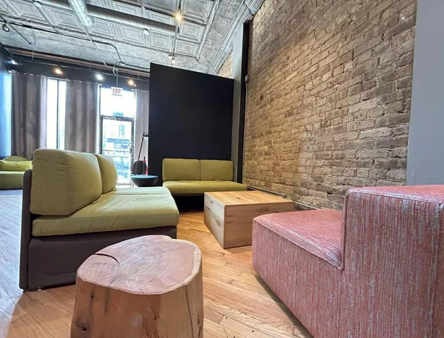 Stay 424 Hostel hotel detail image 3