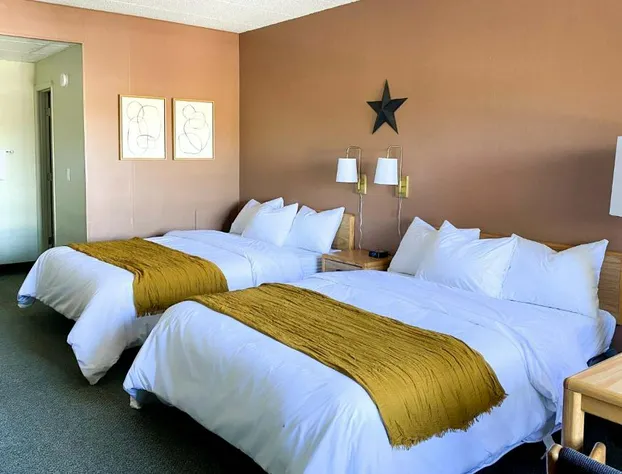 The Benson Motel - Benson, MN - US-12 HWY hotel detail image 1