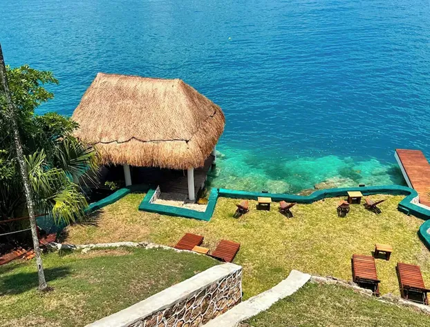 Bacalar My Love Front Laguna hotel detail image 1