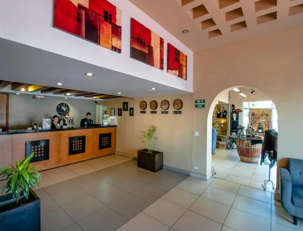 Hotel Cortez Baja Inn – Ensenada hotel detail image 2