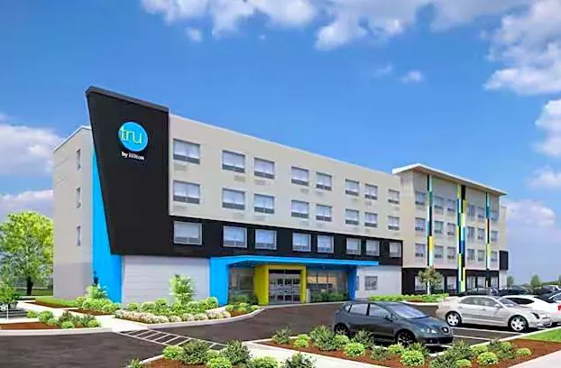 Tru By Hilton Kansas City Airport hotel detail image 1