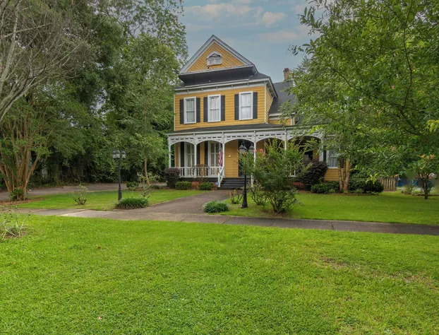 Columbus Goldfinch Mansion hotel detail image 1