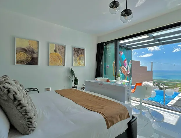 The View Luxe Hotel hotel detail image 3