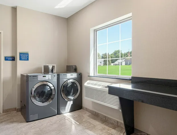 Cobblestone Hotel & Suites-Bellefontaine hotel detail image 3