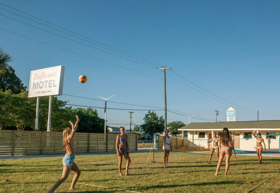 Driftwood Motel hotel hero