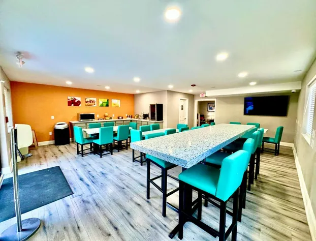 Premier Extended Stay hotel detail image 3