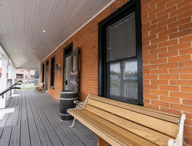 Atlantic Pub & Hotel hotel detail image 1