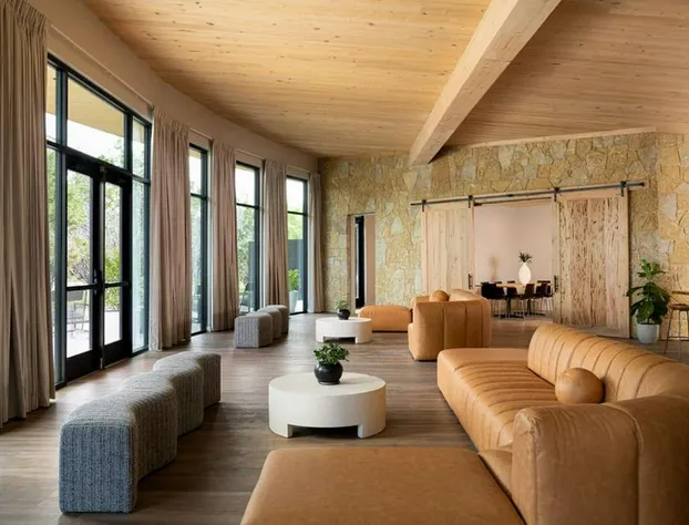 Onera Fredericksburg hotel detail image 2