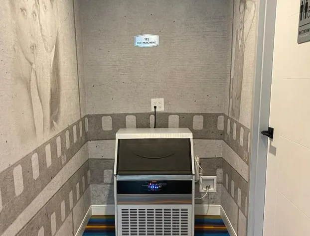 Hotel Rudra - Hollywood hotel detail image 2