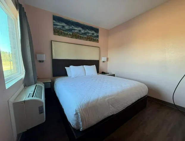 Red Lion Inn & Suites Adairsville hotel detail image 4