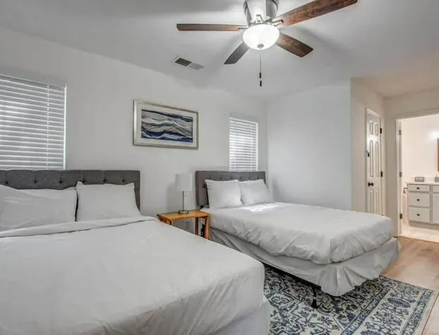 Mins to Dtwn High Point Duet hotel detail image 1