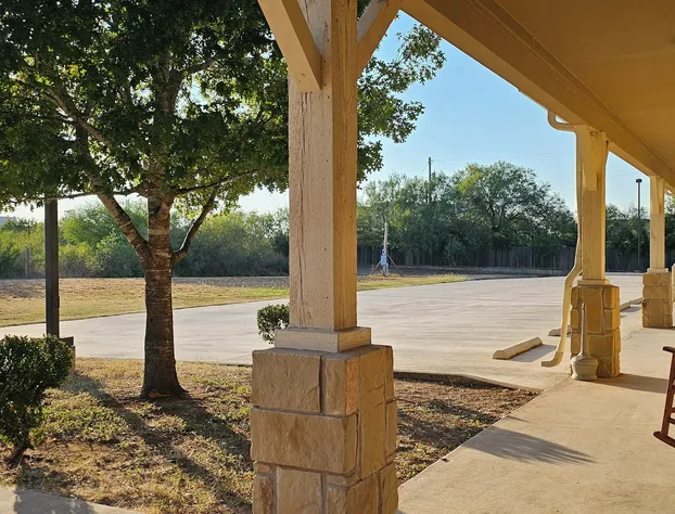 Dilley Motor Inn hotel detail image 2