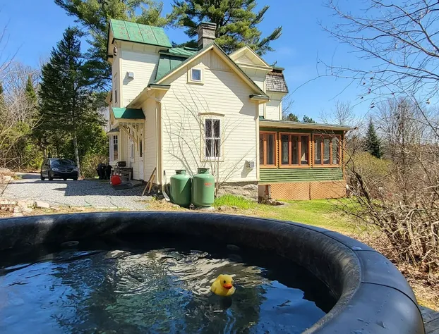 Le Salon des Inconnus hotel detail image 3