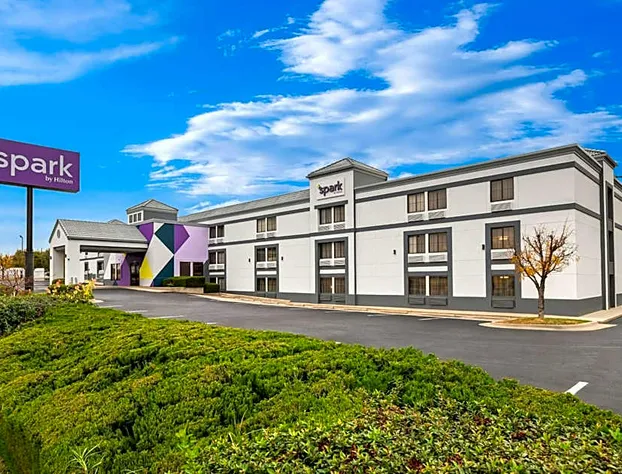 Spark by Hilton Wichita East hotel detail image 1