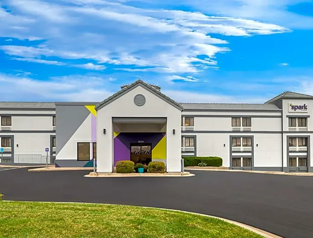 Spark by Hilton Wichita East hotel detail image 3