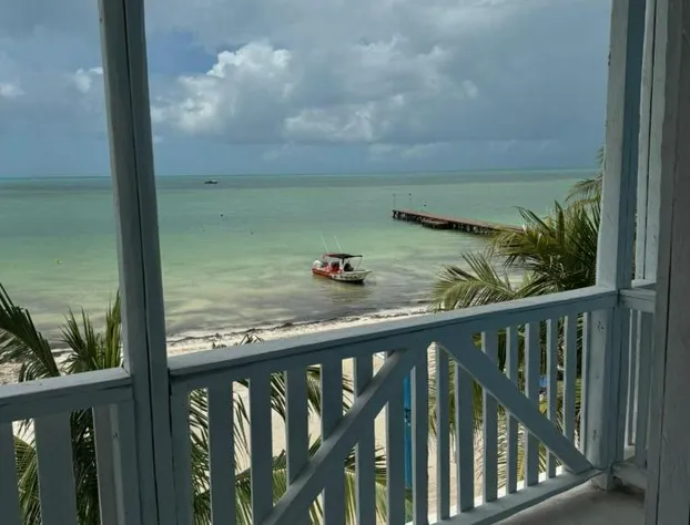 El Faro Beach Front by ÓOL Hotels hotel detail image 3