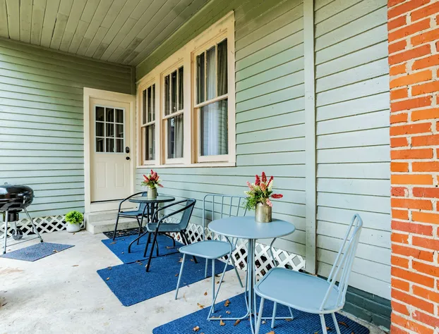 Midtown Cottage Haute on Hannon hotel detail image 4