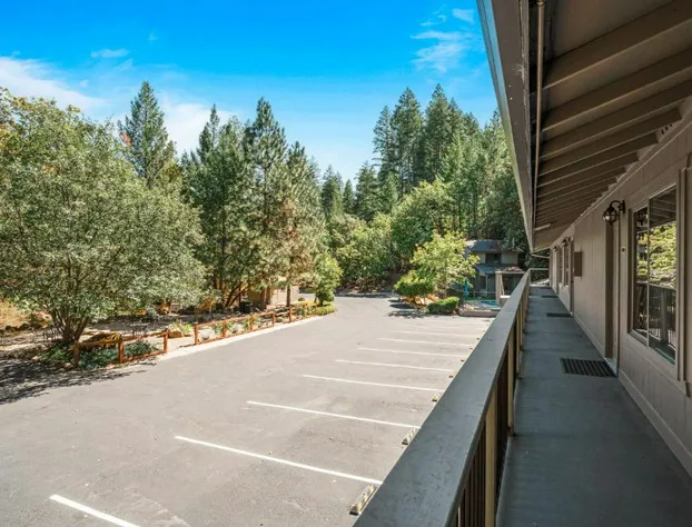 The Fainting Couch Boutique Hotel hotel detail image 4