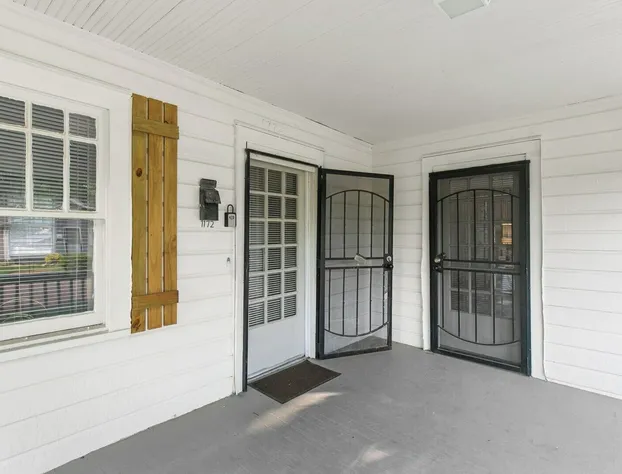 Renovated Central Park Chic hotel detail image 1