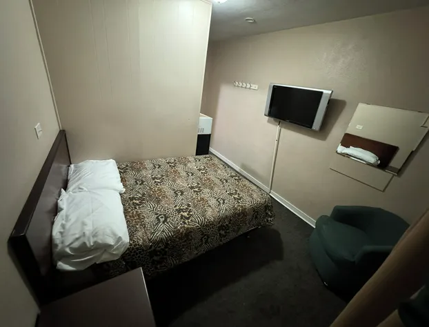 Breton Hotel hotel detail image 4