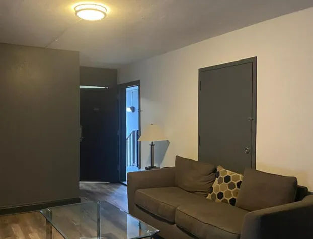 Hotel 10 Extended Stay hotel detail image 1