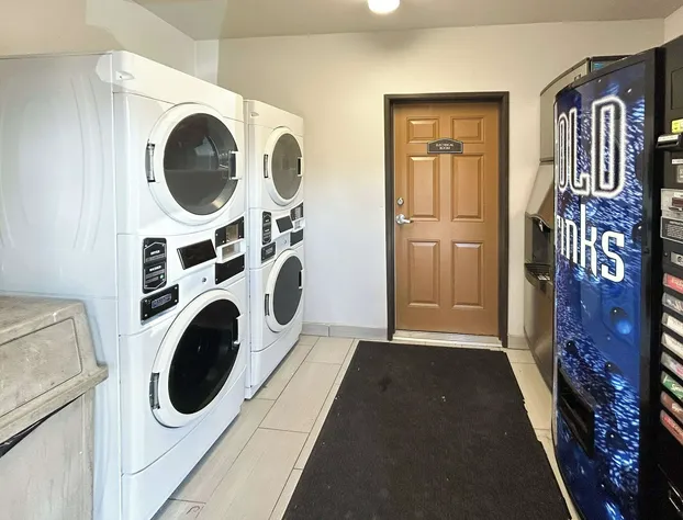 Studio 6 Corona, CA - West hotel detail image 1