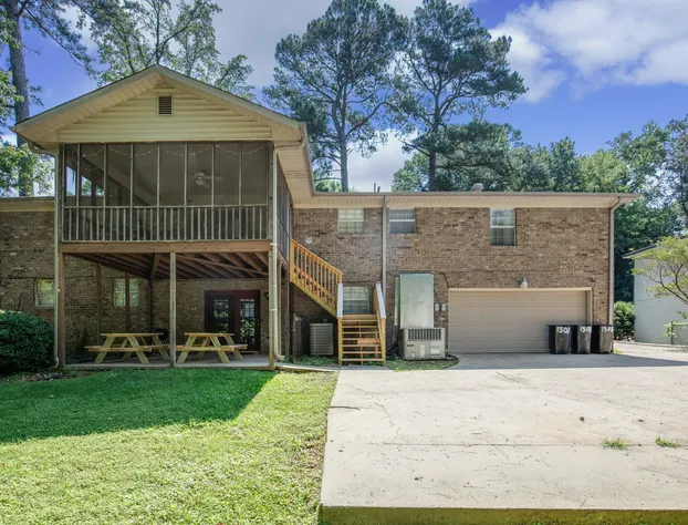 6 BR20 Mins to Downtown Pool Maison hotel detail image 3