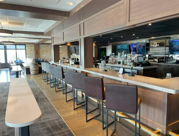 Lodge Geneva National hotel detail image 4