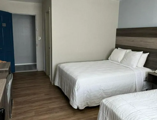 Ritz Motel hotel detail image 3