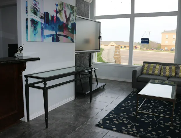 MG INN AND Suites hotel detail image 3