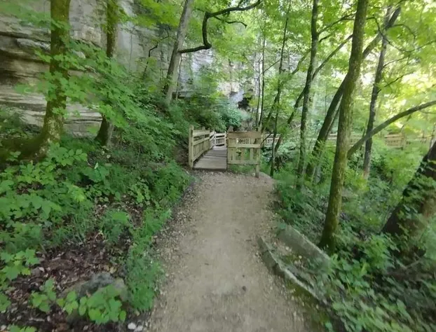 Roaring River State Park hotel detail image 1