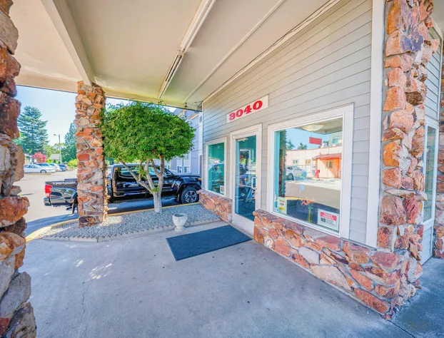 Unicorn Inn by OYO Portland hotel detail image 4