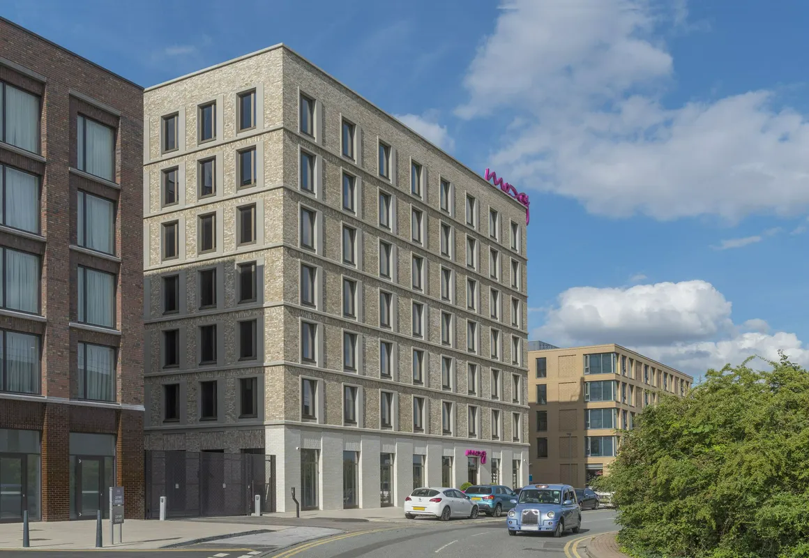 Moxy London Excel hotel hero