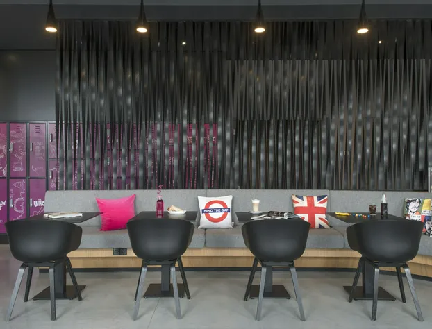 Moxy London Excel hotel detail image 4
