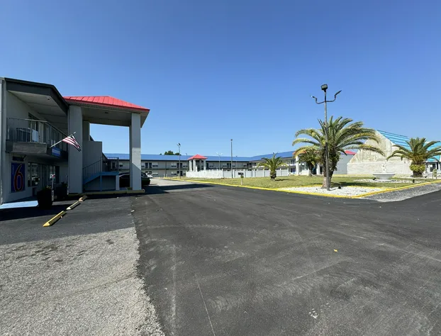 Studio 6 Englewood, FL hotel detail image 1