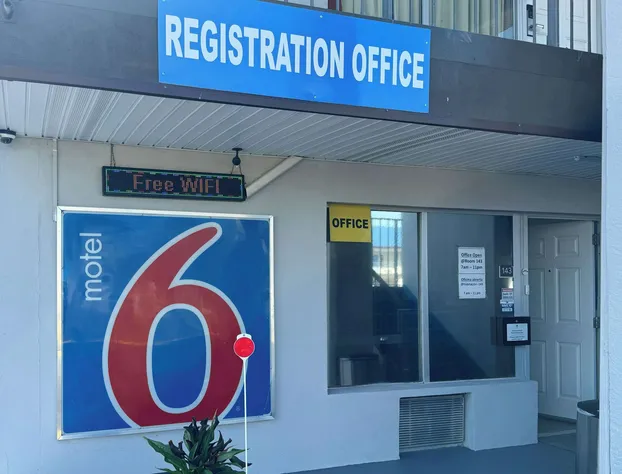 Studio 6 Englewood, FL hotel detail image 4