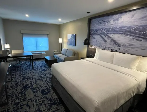 Best Western Plus Marquette Hotel & Suites hotel detail image 3