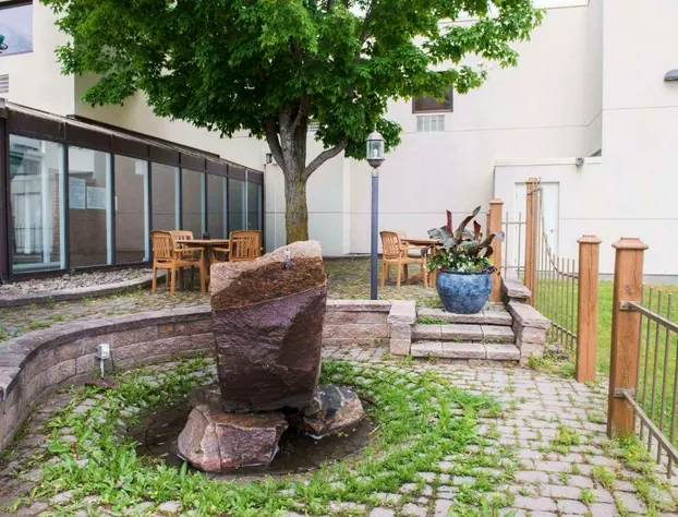 Quality Inn and Conference Centre hotel detail image 1