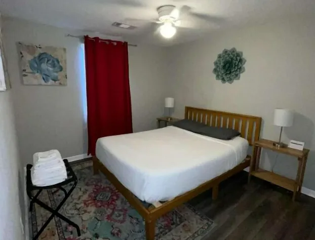 Forest Park Place hotel detail image 2