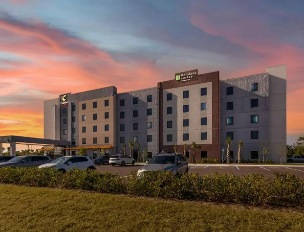 Comfort Suites Fort Myers East I-75 hotel detail image 3