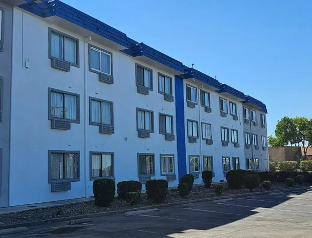 MetroParc 'nSuites hotel detail image 2