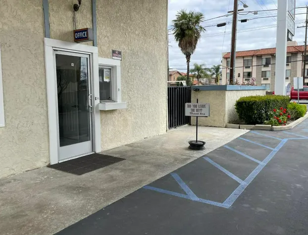 Villa Inn Anaheim hotel detail image 4