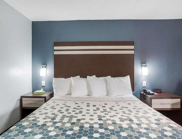 Red Carpet Inn & Suites NJ-73 hotel detail image 1